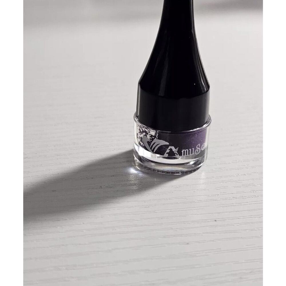 Amuse Cosmetics - Gel Eye Liner * DARK PURPLE COLOR *